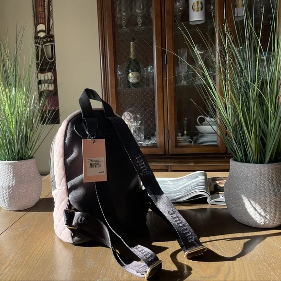 Juicy Couture 💅✨ Soft Pink Royal Moment Velour Velvet Backpack Bag Handbag NWT - Picture 5 of 9